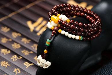 《方舟：生存飞升》现已发售